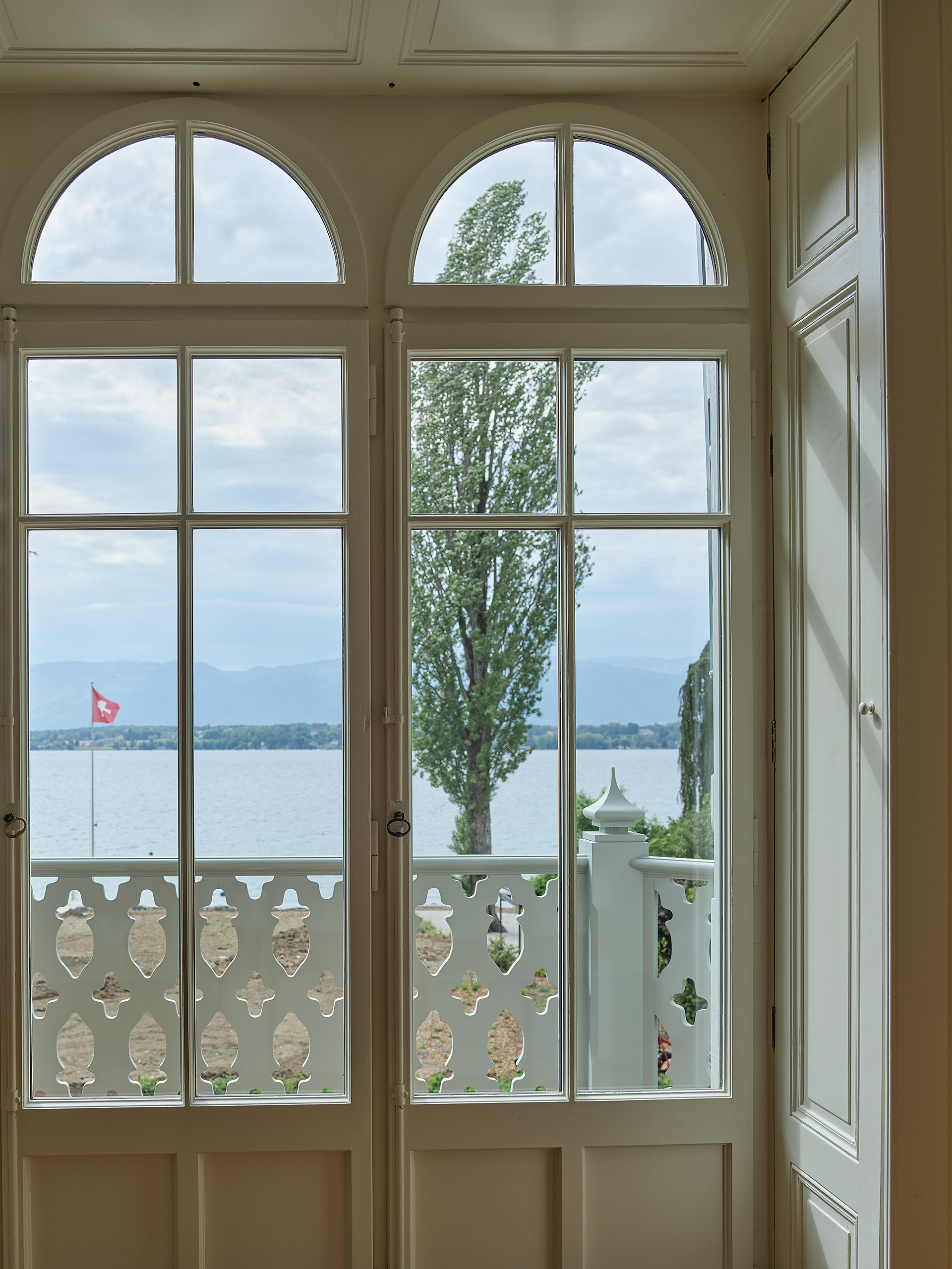 Ahp0069 AIQ4 009230 J2560